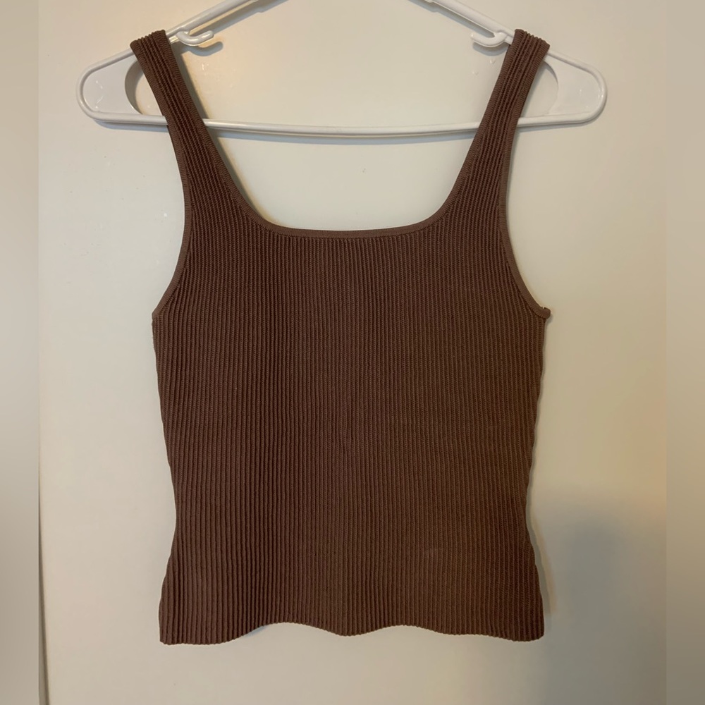 SOLD Aritzia Babaton sculpt knit square neck tank